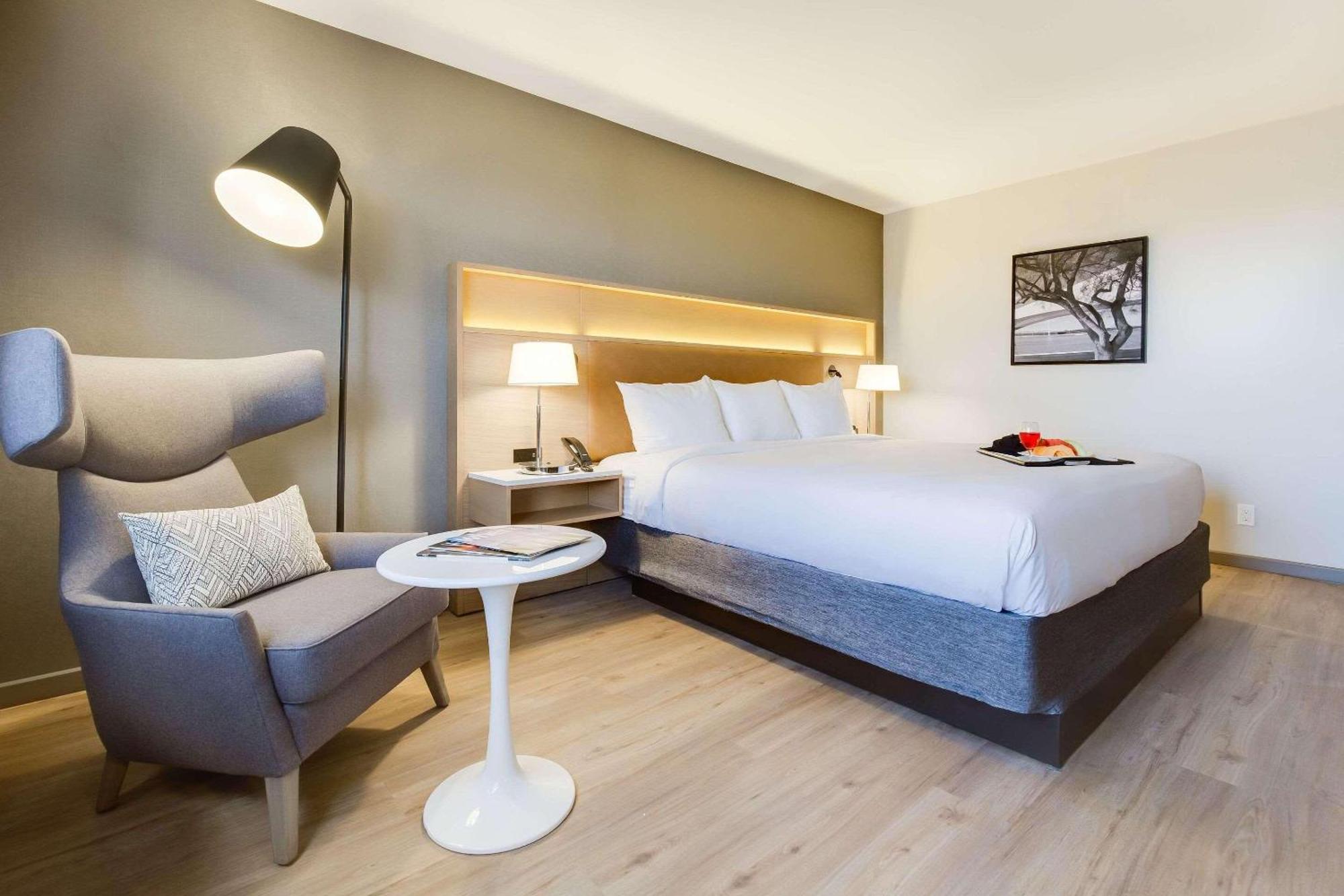 Radisson Hotel Nashville Airport Экстерьер фото