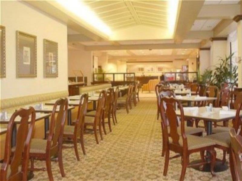 Radisson Hotel Nashville Airport Экстерьер фото
